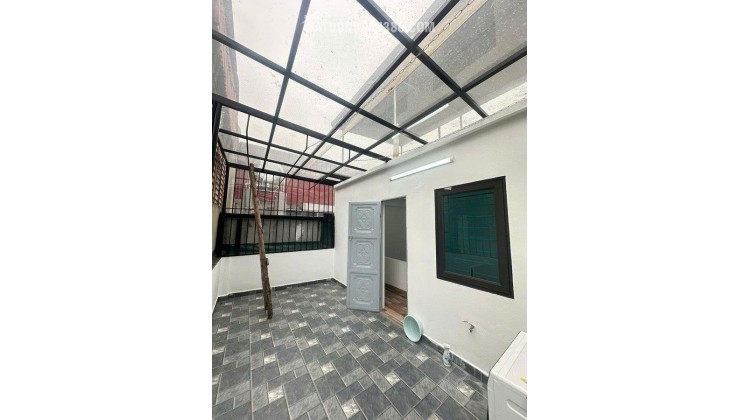 Tôn Đức Thắng • 31m² • 5T • MT 5.3m • 9.9 Tỷ • Đống Đa – Hà Nội